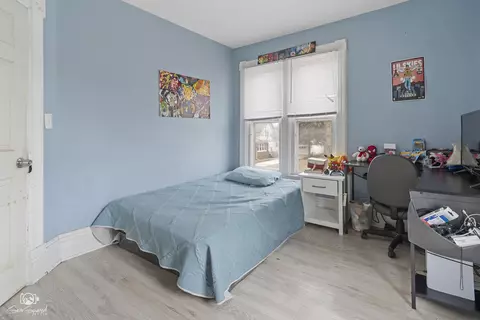 Bedroom - 817 Maple Ave, Belvidere, IL 61008 photo 4 of 5