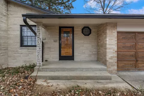 505 S Ridgeway Ave, Champaign, IL 61821 photo 2
