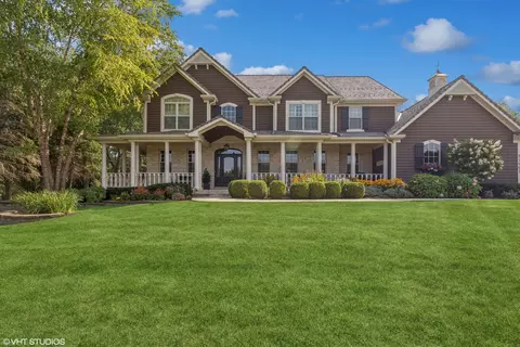 21567 W Hampshire Pl, Mundelein, IL 60060