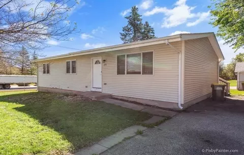 854 Willow St, Lake In The Hills, IL 60156