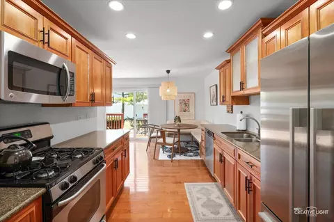 1956 Cambridge Ln, Wheaton, IL 60189 photo 14