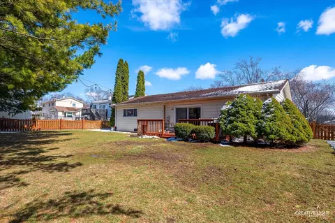 1956 Cambridge Ln, Wheaton, IL 60189 photo 24