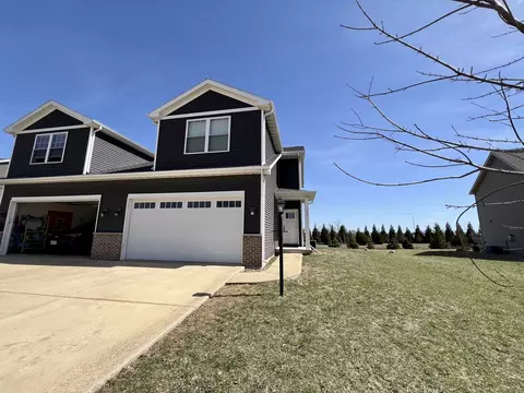 746 Sedgegrass Dr, Champaign, IL 61822