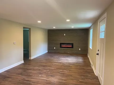 Living - 25523 W Route 30, Plainfield, IL 60585 photo 2 of 4