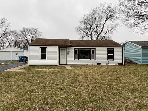 337 N Levasseur Ave, Bourbonnais, IL 60914