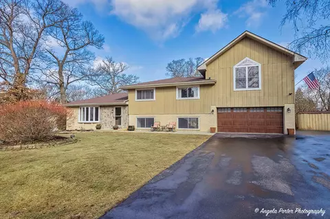 25846 W Marquette Dr, Ingleside, IL 60041