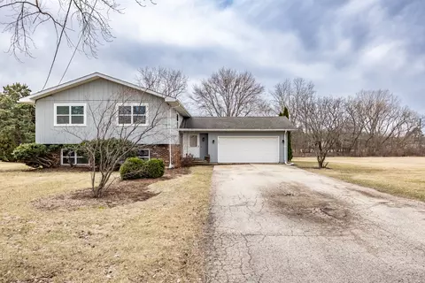 11 S N064 S Gale St, Elgin, IL 60123