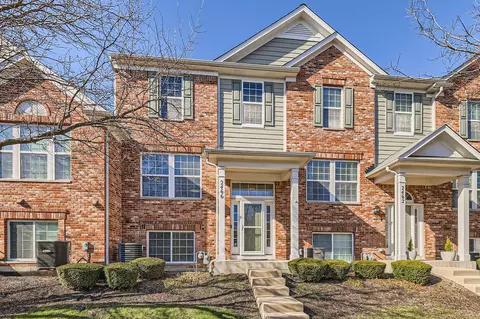 2466 Anna Way, Elgin, IL 60124