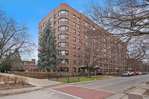 4880 N Marine Dr #702, Chicago, IL 60640
