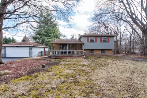 13377 W 21st St, Wadsworth, IL 60083
