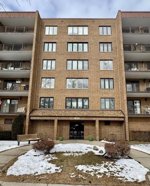 1454 Ashland Ave #402, Des Plaines, IL 60016