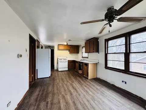 Living - 14714 Ellis Ave, Dolton, IL 60419 photo 2 of 3