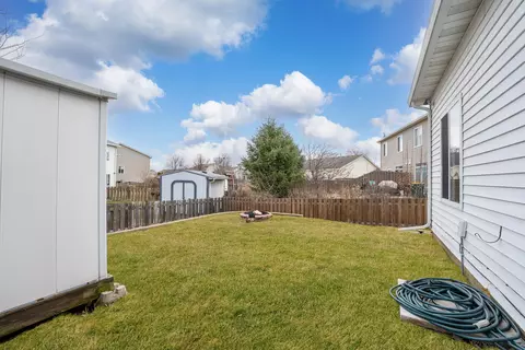 Exterior - 4207 Dillon St, Plano, IL 60545 photo 3 of 3