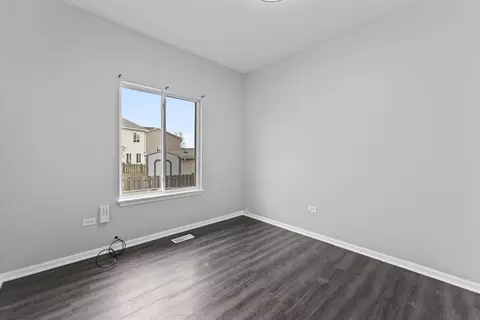 Bedroom - 4207 Dillon St, Plano, IL 60545 photo 2 of 3