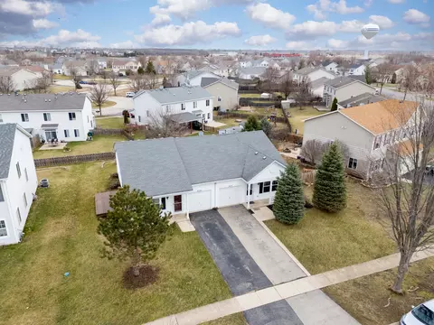View/Area - 4207 Dillon St, Plano, IL 60545 photo 1 of 8