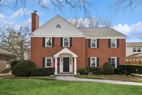 3107 Old Glenview Rd, Wilmette, IL 60091