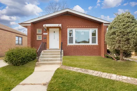 11232 S Peoria St, Chicago, IL 60643