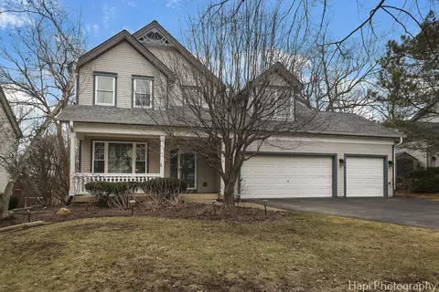 3292 Victoria Ln, Waukegan, IL 60087