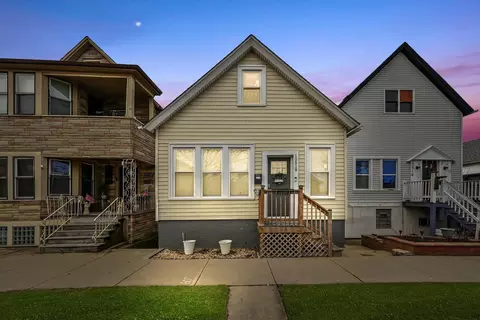 10518 S Avenue M, Chicago, IL 60617