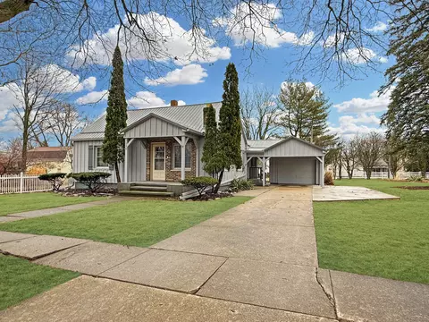 309 S Linn St, Shannon, IL 61078