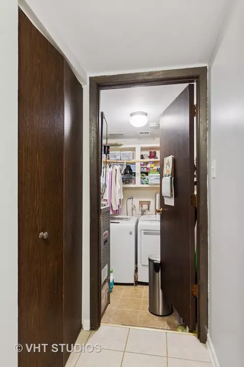 Other - 840 Sheldon Ct #A, Wheaton, IL 60187 photo 2 of 2