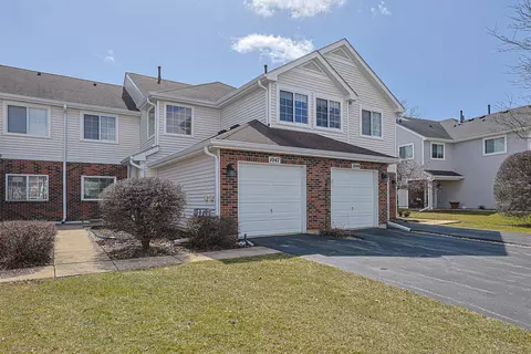 1047 Ripple Rdg #1047, Darien, IL 60561