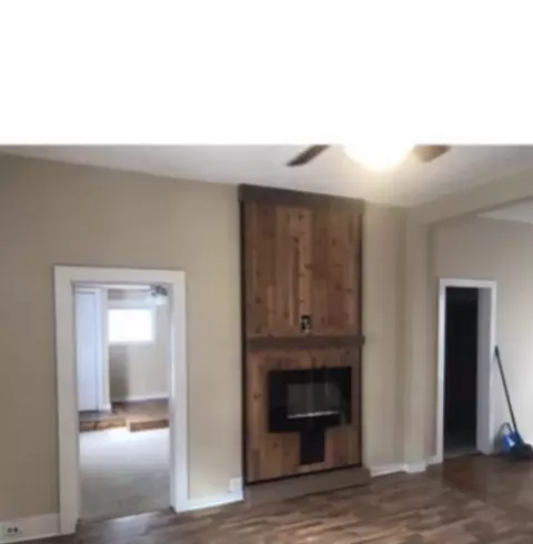 Living - 606 E Front St, Bloomington, IL 61701 photo 1 of 1