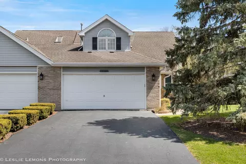 15323 Wilshire Dr, Orland Park, IL 60462