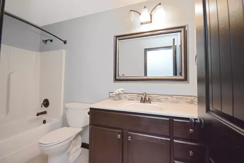 Bath - 1204 Ledgestone Dr, Normal, IL 61761 photo 7 of 8