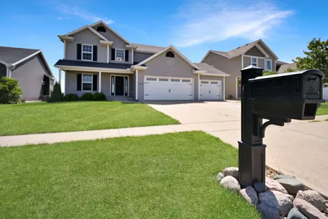 Exterior - 1204 Ledgestone Dr, Normal, IL 61761 photo 3 of 3