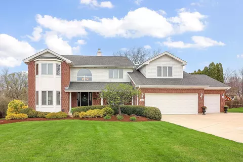 1916 Kimberly Ct, Darien, IL 60561