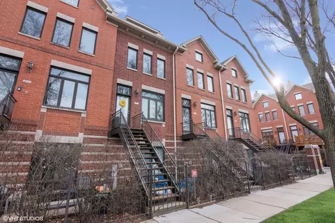 1807 W Winnemac Ave #G, Chicago, IL 60640