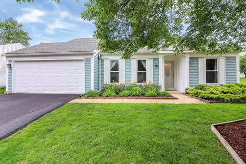 2280 Bannister Ln, Aurora, IL 60504