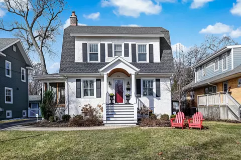 256 Sunset Ave, Glen Ellyn, IL 60137