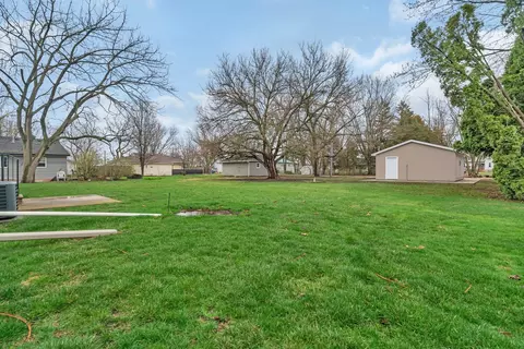 407 E James St, Dwight, IL 60420 photo 23