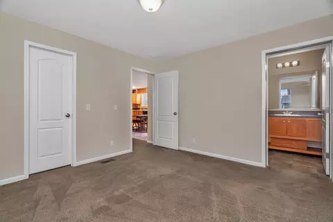 407 E James St, Dwight, IL 60420 photo 16
