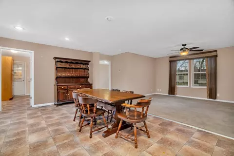 407 E James St, Dwight, IL 60420 photo 6