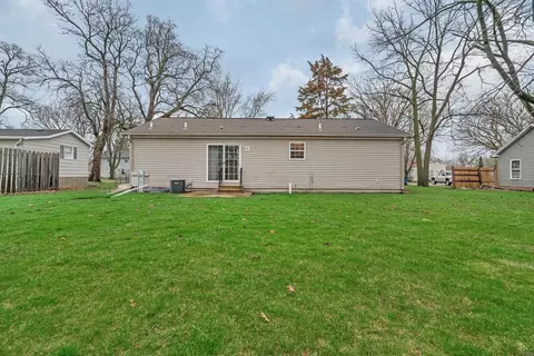 407 E James St, Dwight, IL 60420 photo 24