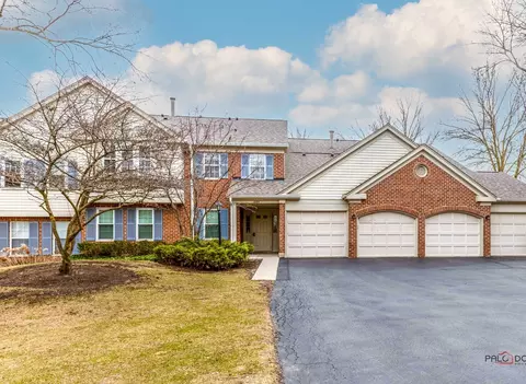 1604 Warwick Ct #B2, Wheeling, IL 60090