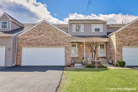 11369 Timer Dr, Huntley, IL 60142