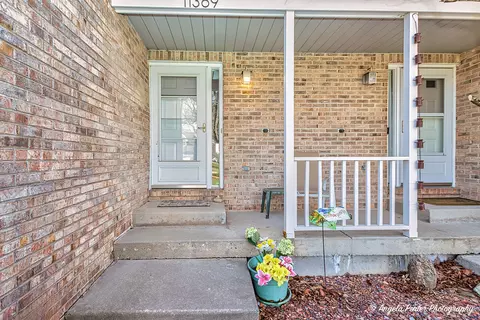 11369 Timer Dr, Huntley, IL 60142 photo 2