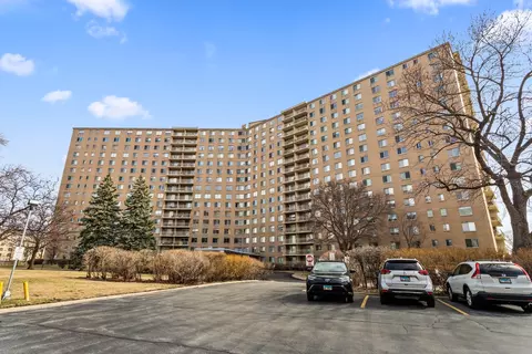 7061 N Kedzie Ave #312, Chicago, IL 60645