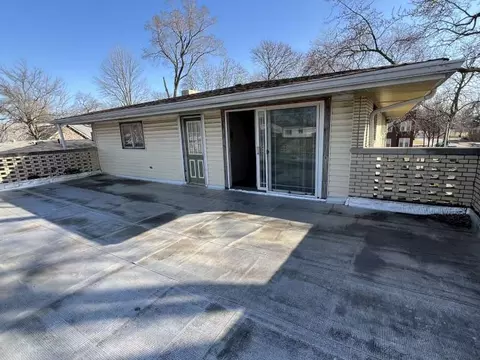 Exterior - Undisclosed, Chicago, IL 60619 photo 7 of 8