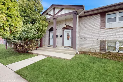 7809 N Nordica Ave #7809, Niles, IL 60714
