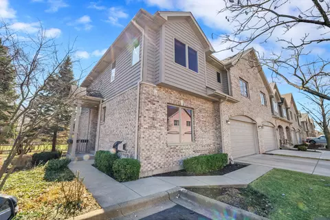 172 Carey Trl #5A, Wood Dale, IL 60191