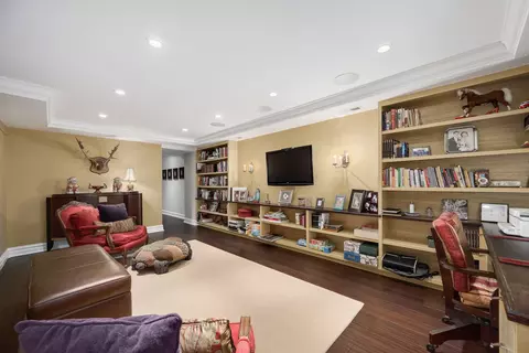 63 Elm St, Chicago, IL 60611 photo 26
