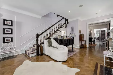 63 Elm St, Chicago, IL 60611 photo 6