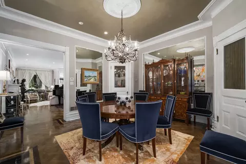 63 Elm St, Chicago, IL 60611 photo 8