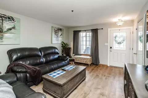 7259 S Ferdinand Ave, Bridgeview, IL 60455 photo 3