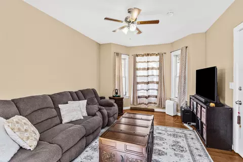828 Beloit Ave, Forest Park, IL 60130 photo 4